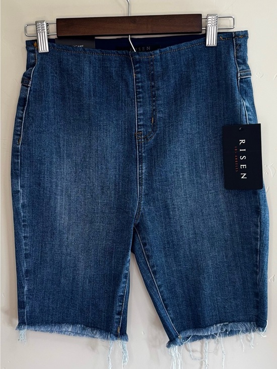 Risen Jeans Pants - RISEN Pull On Denim Shorts Raw Hem Stretch Bermuda 8” Inseam Medium NWT